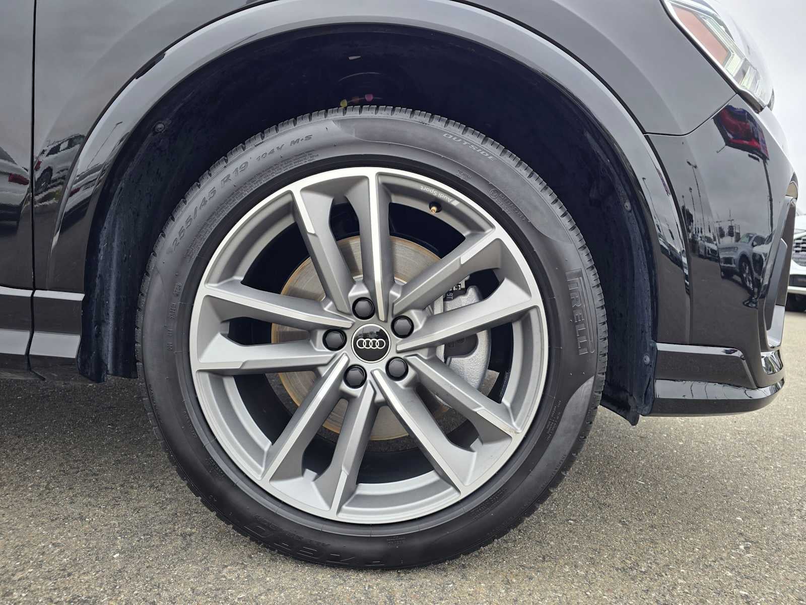 2025 Audi Q3 S line Premium