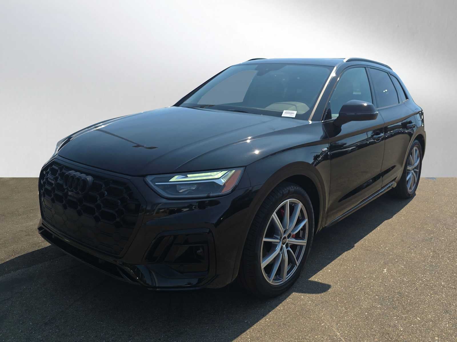 2025 Audi Q5 S line Premium Plus