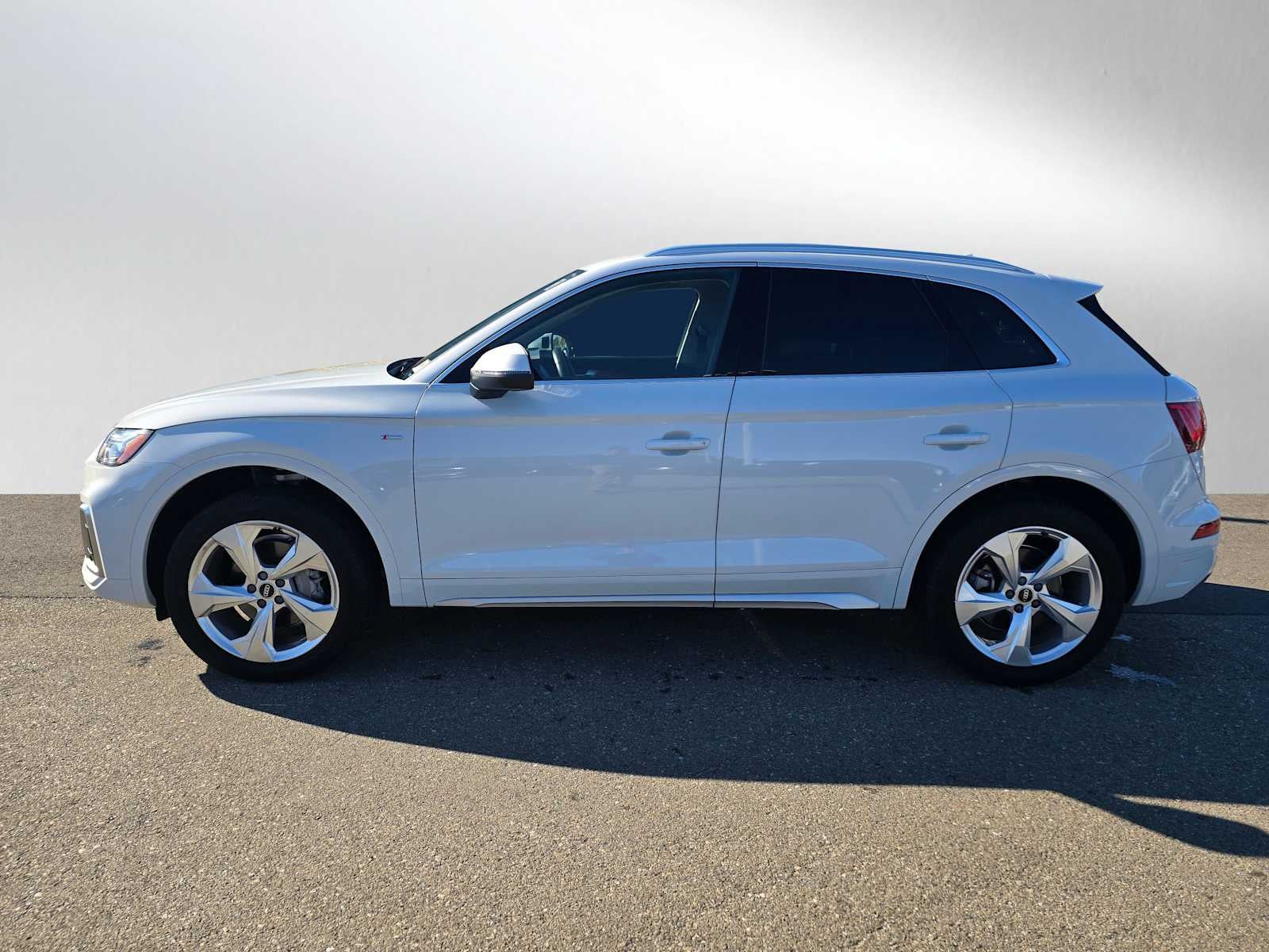 2023 Audi Q5 S line Premium Plus