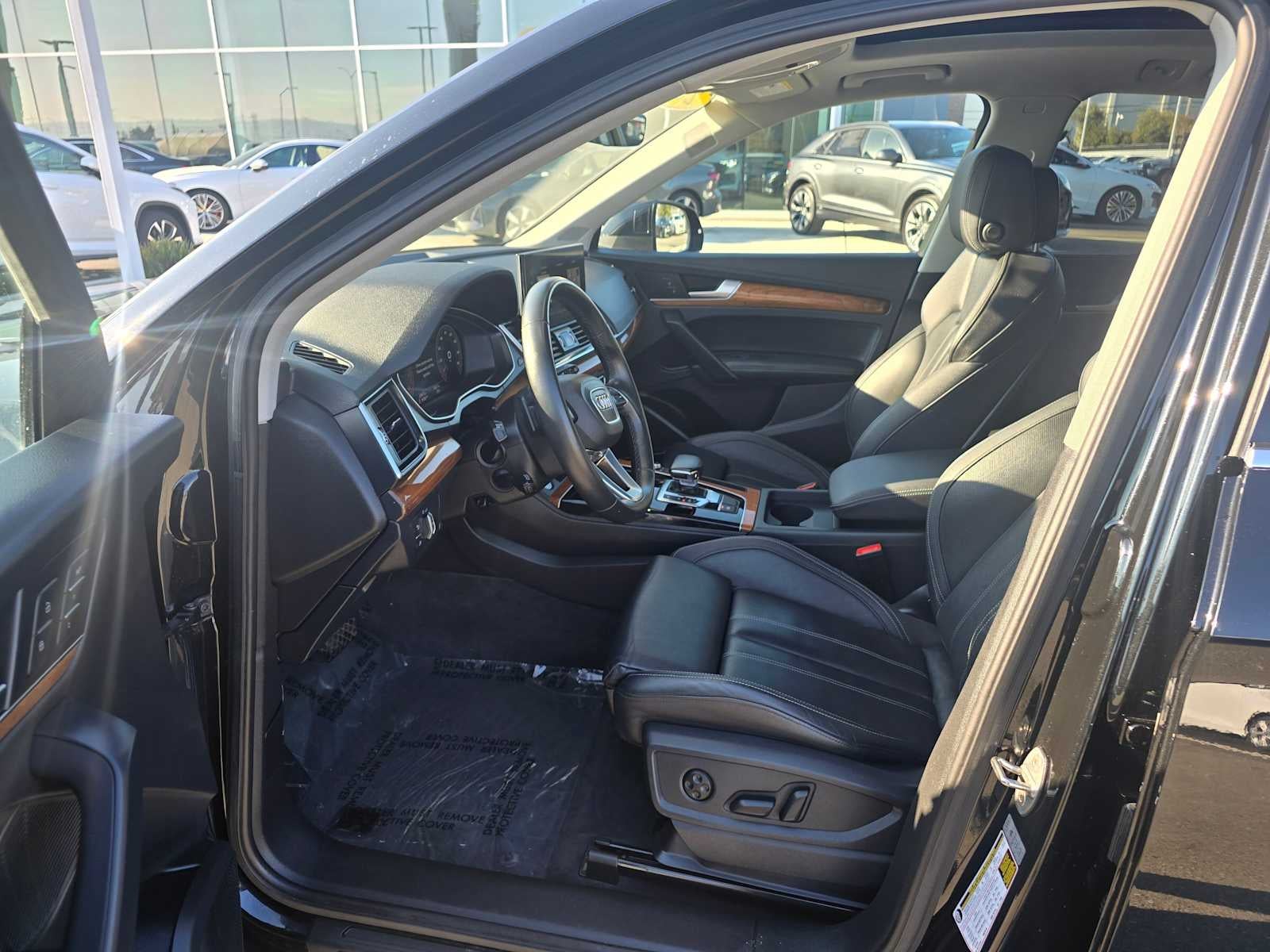 2023 Audi Q5 S line Premium Plus