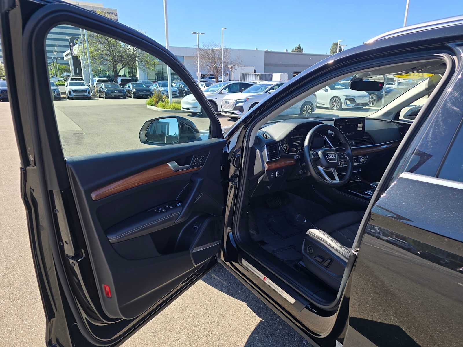 2023 Audi Q5 S line Premium Plus