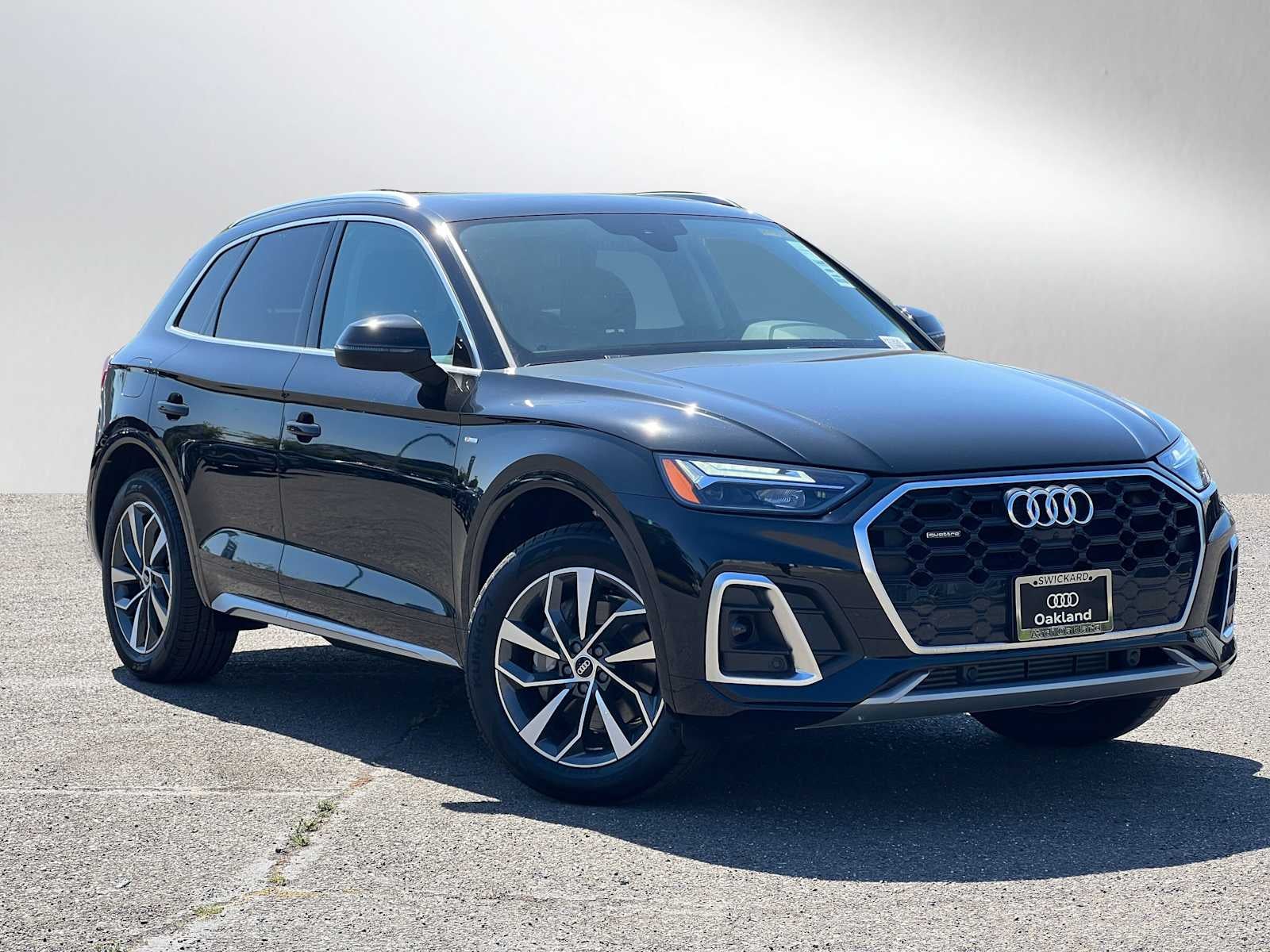 2023 Audi Q5 S line Premium Plus