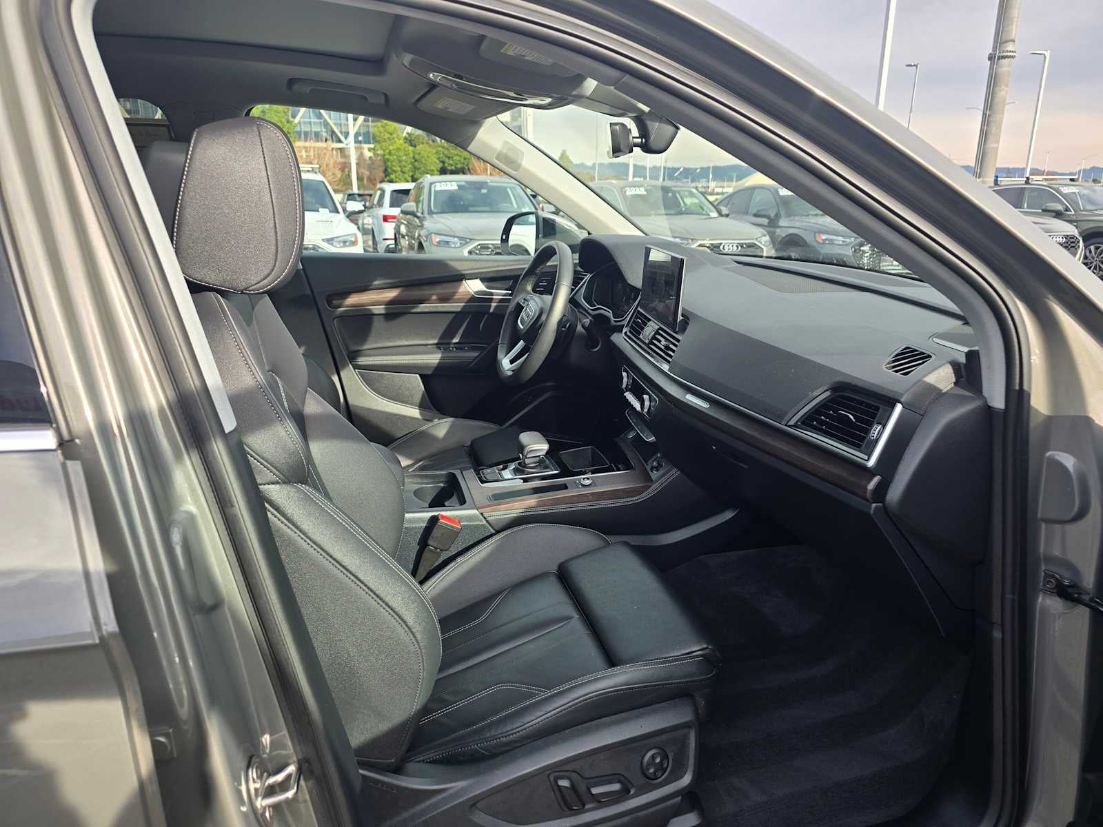 2025 Audi Q5 S line Premium Plus