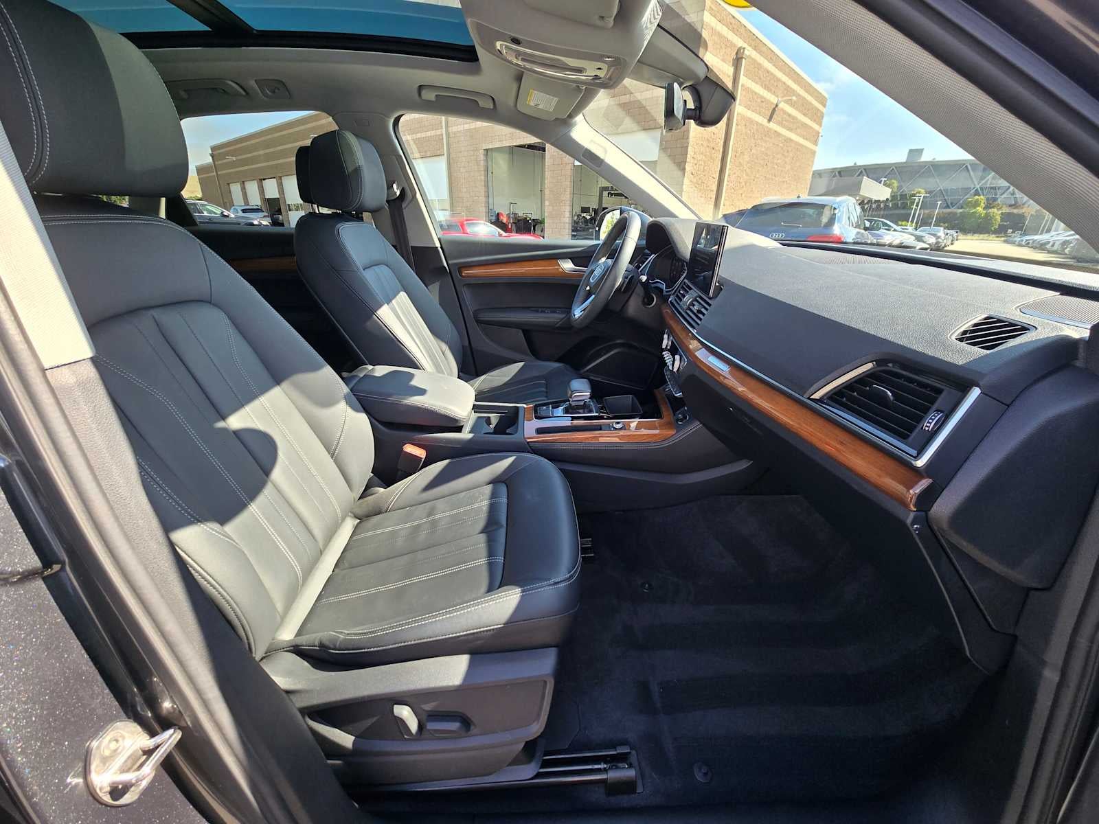 2023 Audi Q5 S line Premium Plus