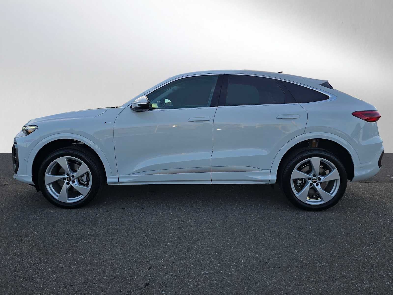 2025 Audi Q5 Sportback Premium Plus