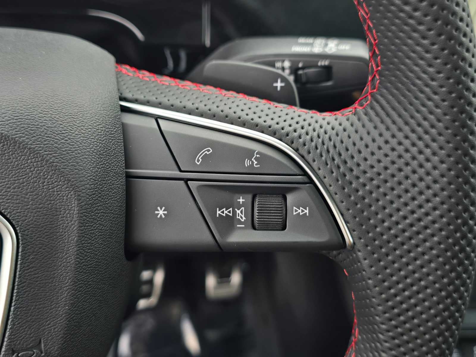 2025 Audi Q3 S line Premium Plus