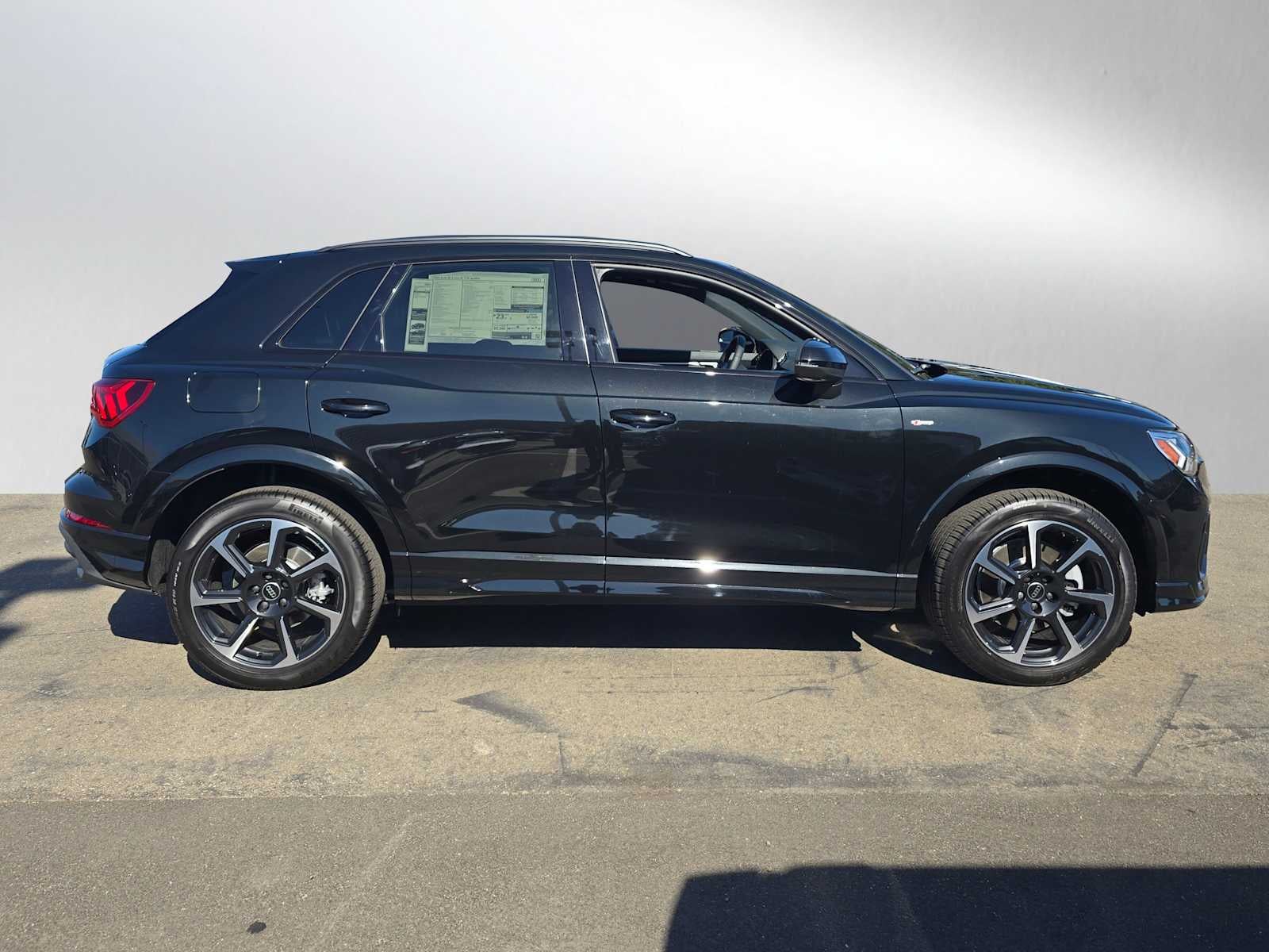 2025 Audi Q3 S line Premium Plus