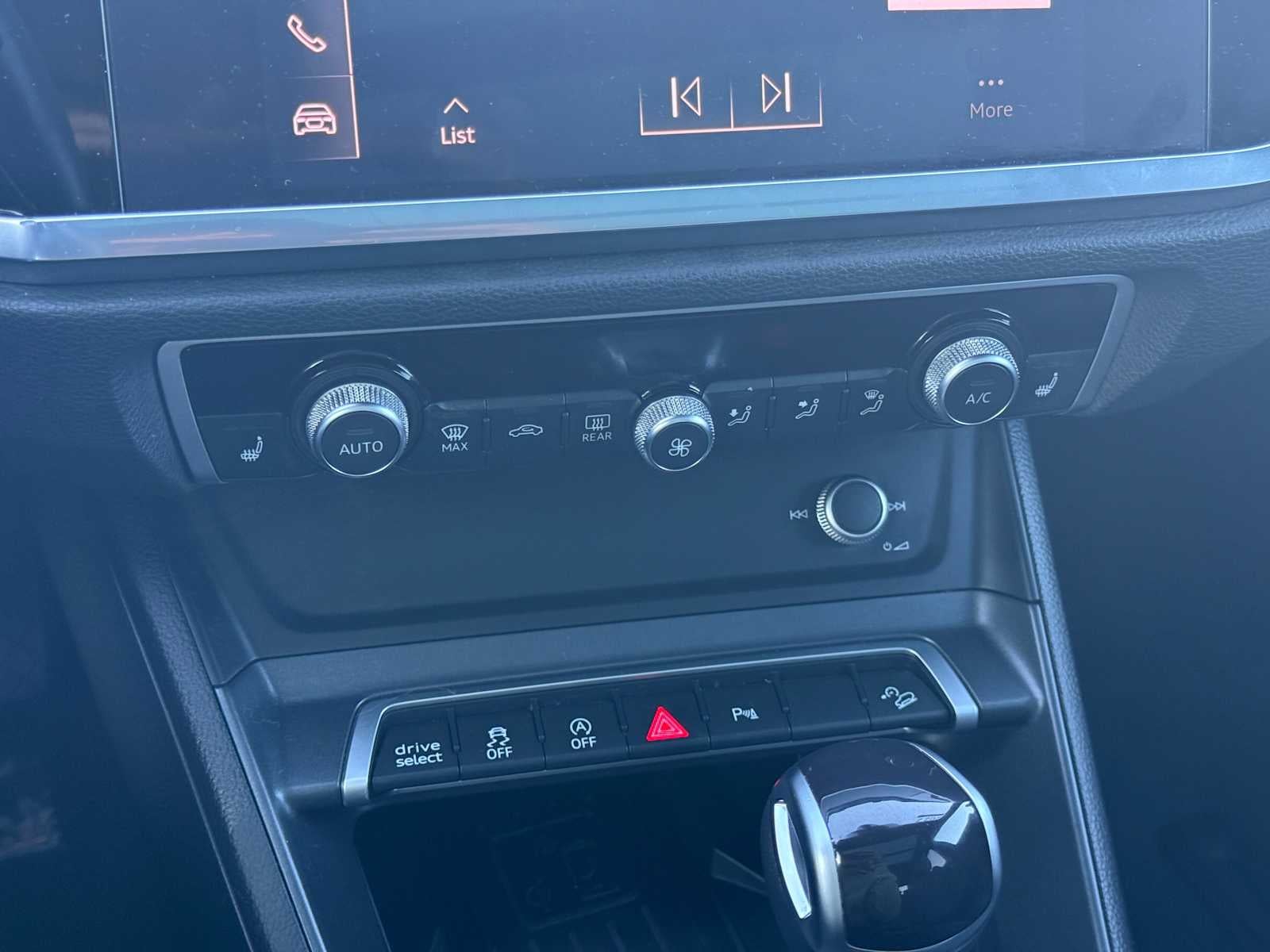 2025 Audi Q3 S line Premium Plus