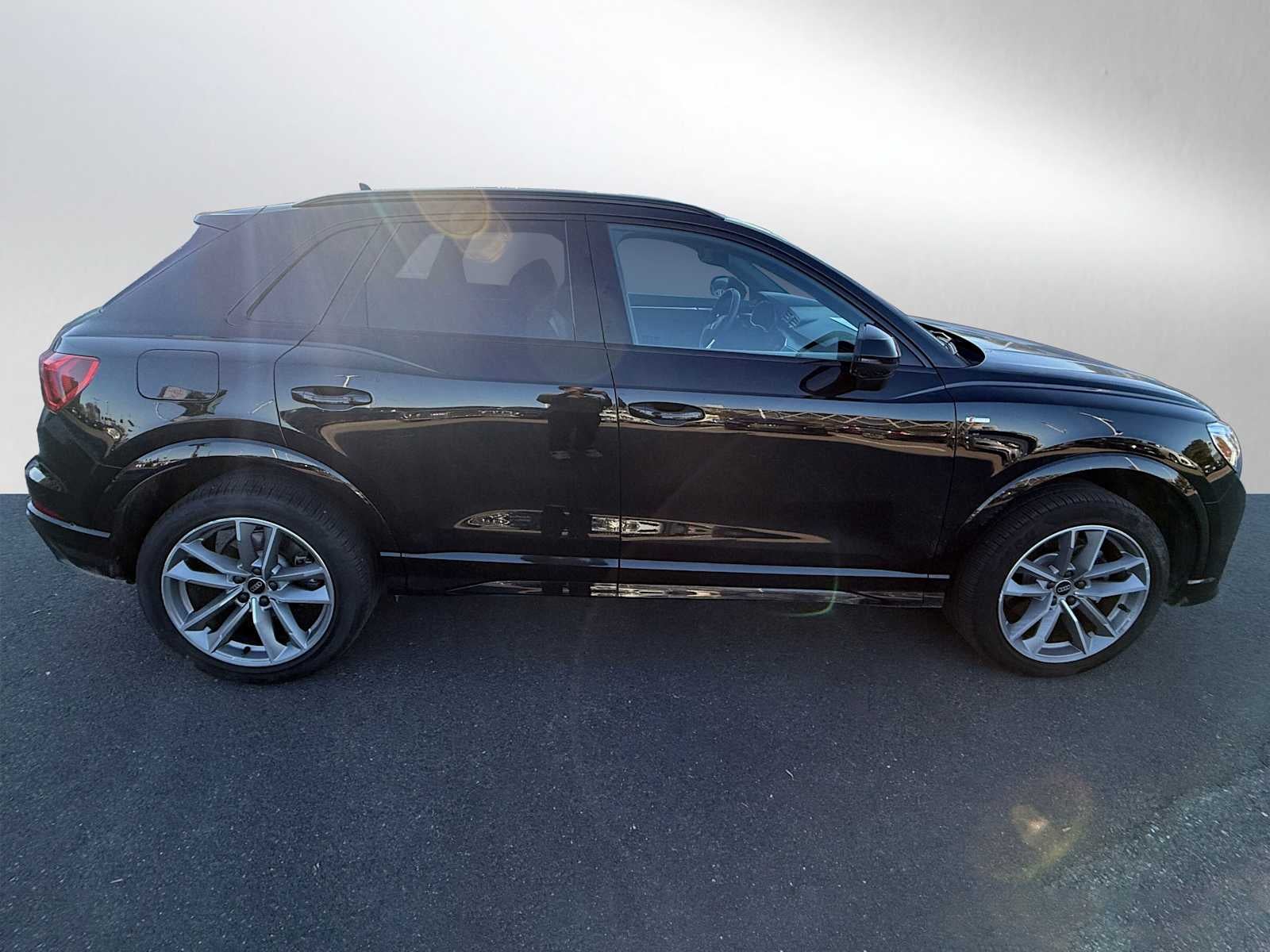 2025 Audi Q3 S line Premium Plus