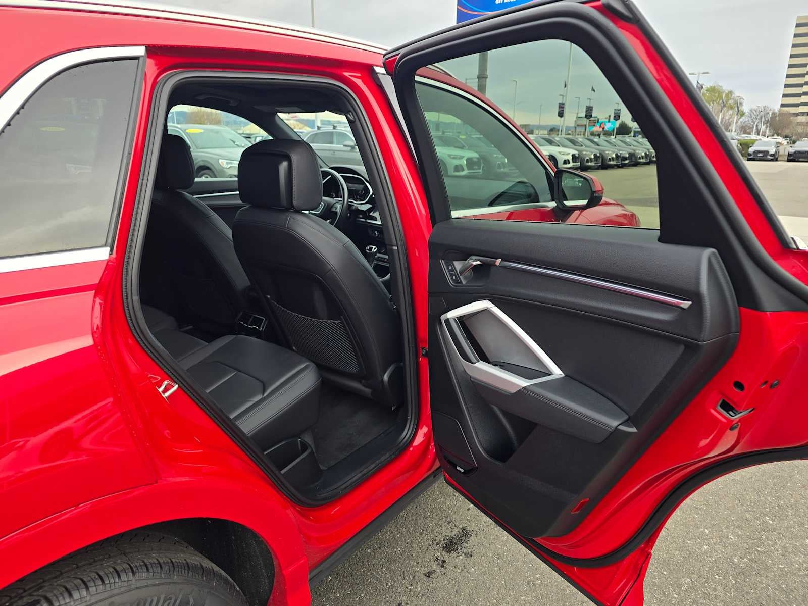 2024 Audi Q3 S line Premium Plus