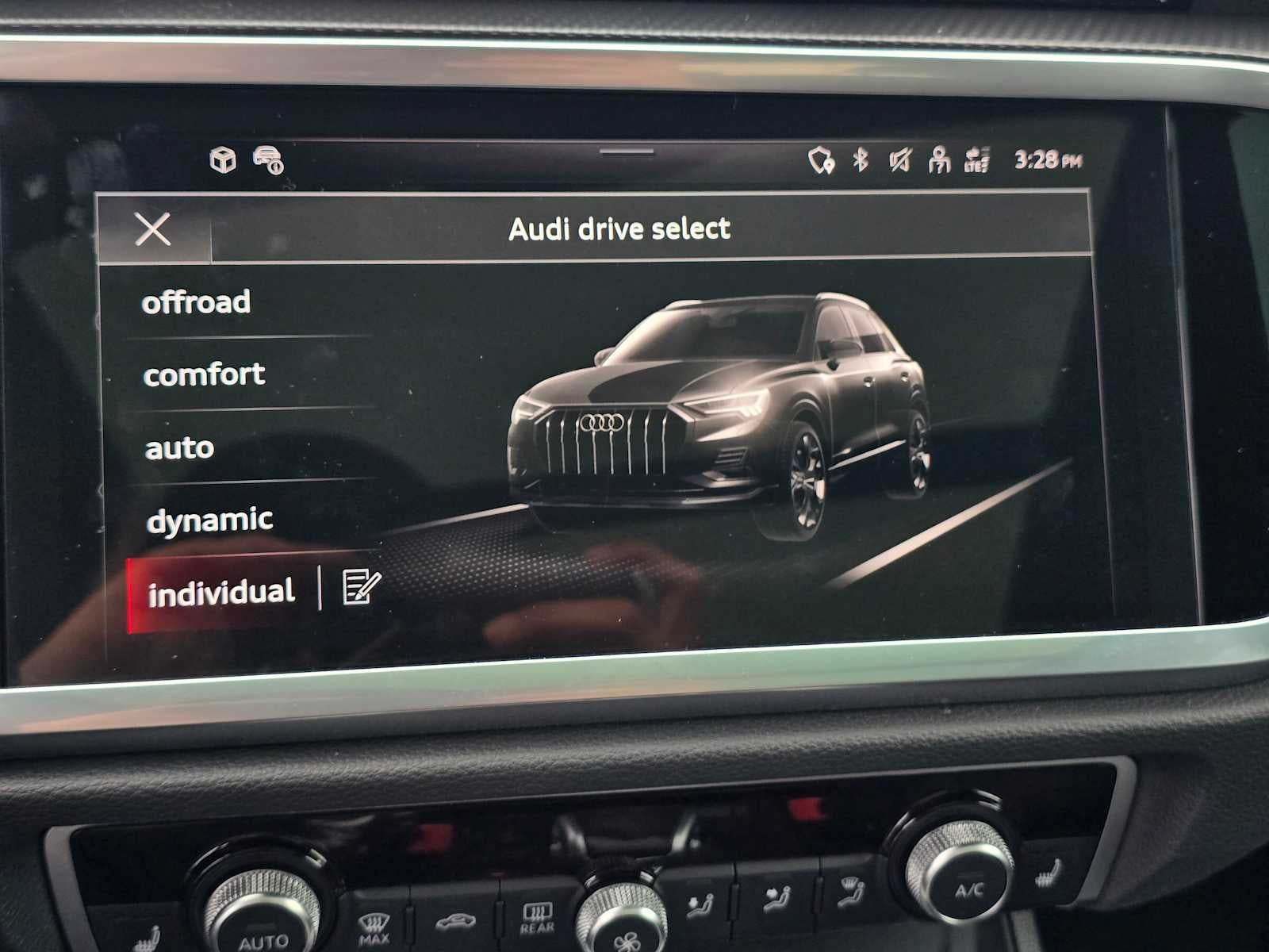 2024 Audi Q3 S line Premium Plus