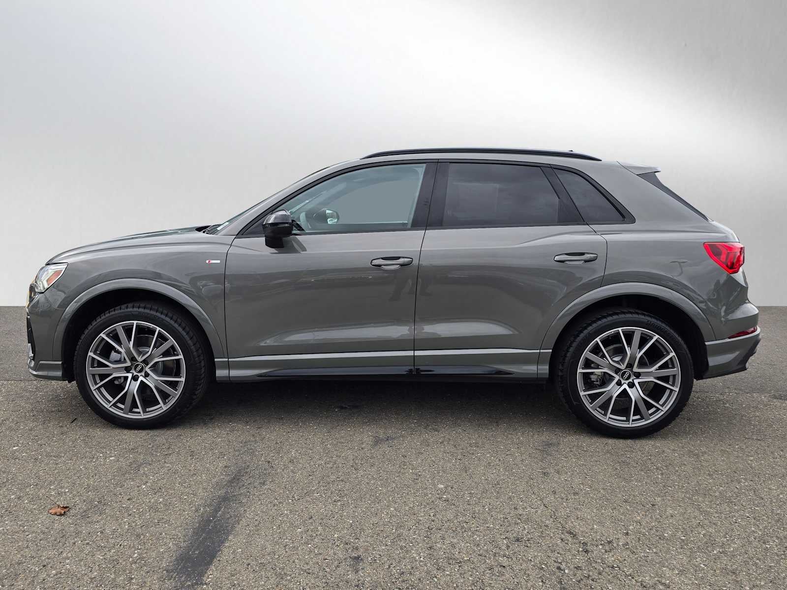 2025 Audi Q3 S line Premium Plus