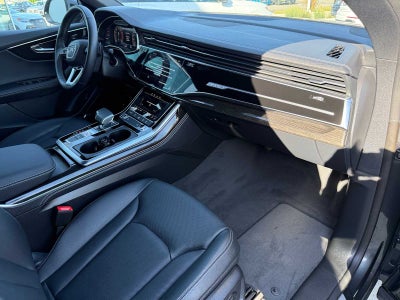 2025 Audi Q8 Premium Plus