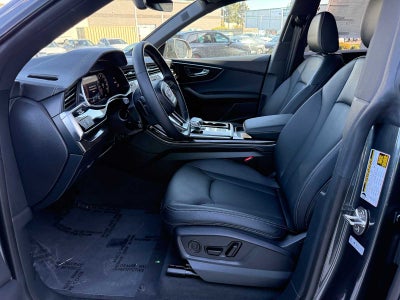 2025 Audi Q8 Premium Plus