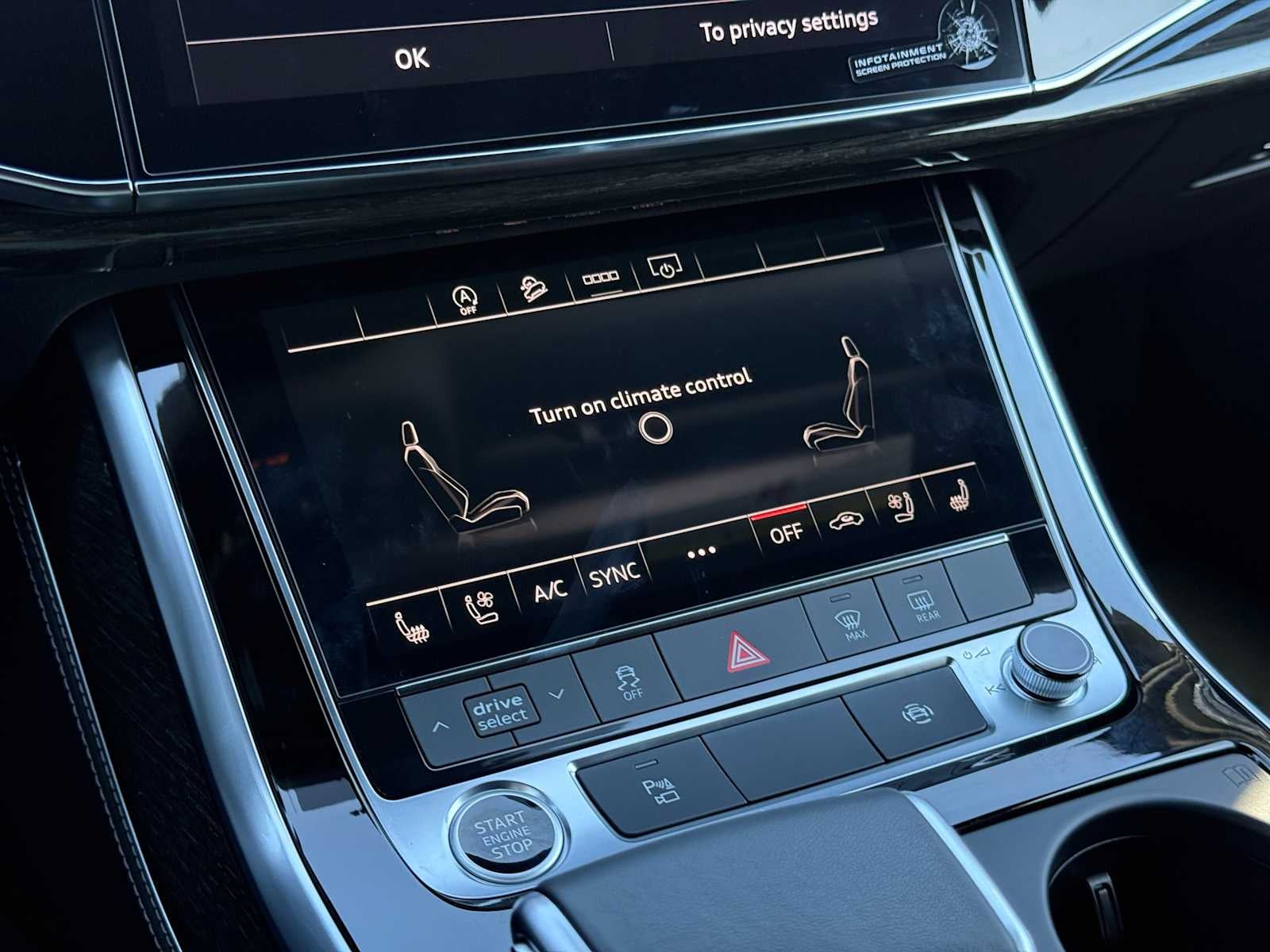2025 Audi Q8 Premium Plus
