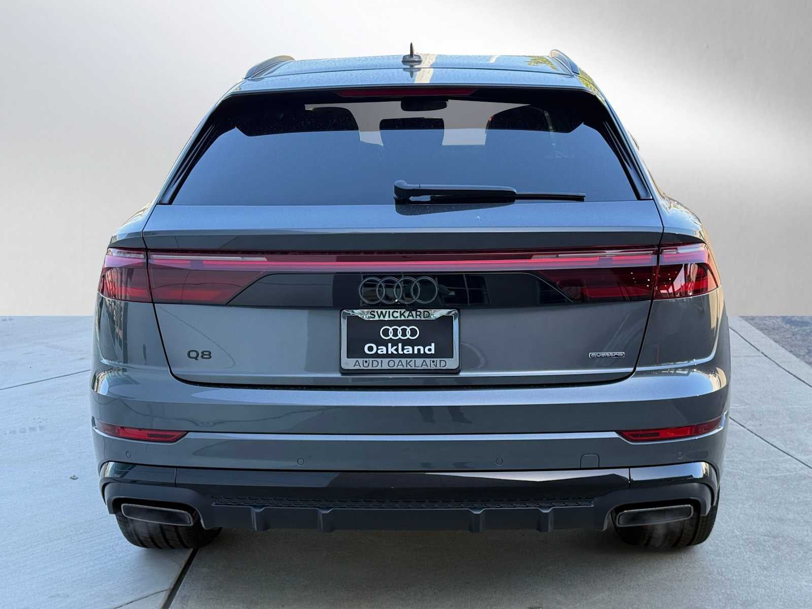 2025 Audi Q8 Premium Plus