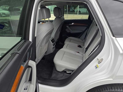 2023 Audi Q5 S line Prestige