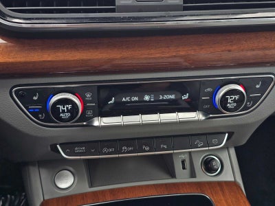 2023 Audi Q5 S line Prestige