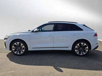 2026 Audi Q8 Prestige