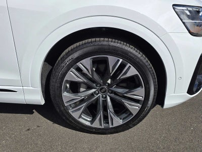 2026 Audi Q8 Prestige