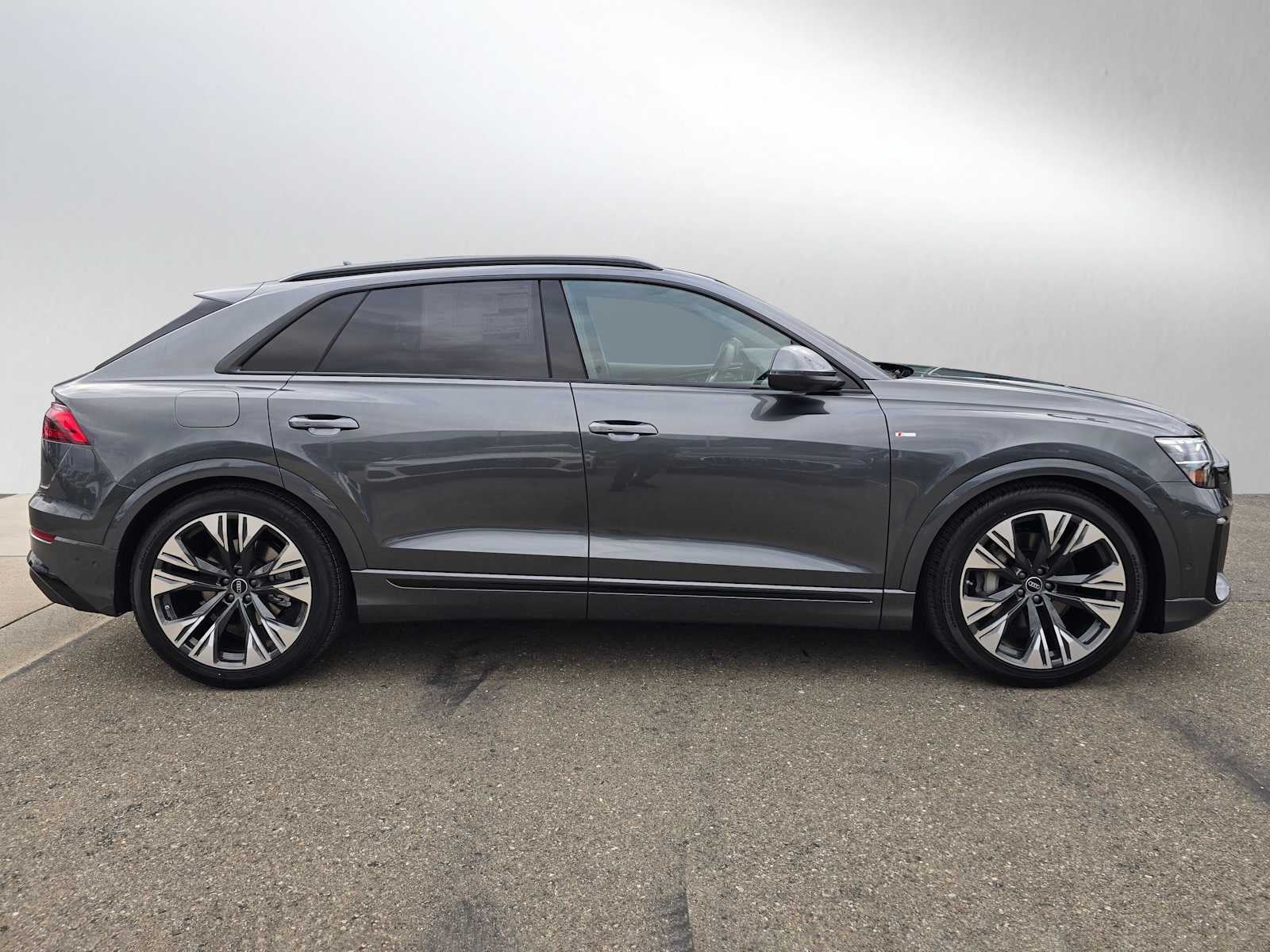 2026 Audi Q8 Prestige