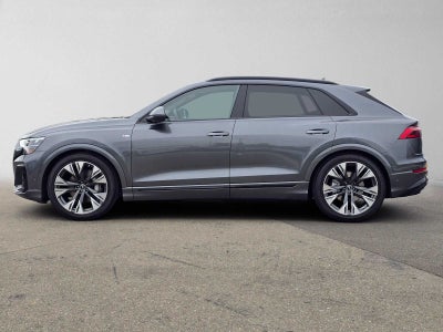 2026 Audi Q8 Prestige