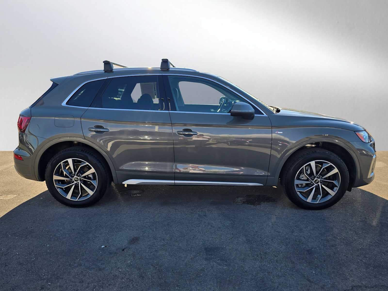 2025 Audi Q5 S line Premium