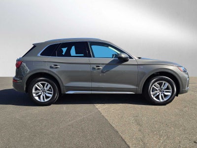 2023 Audi Q5 S line Premium