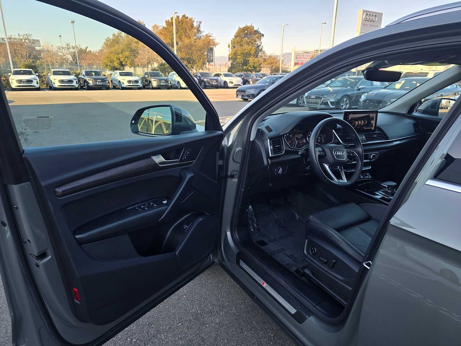 2025 Audi Q5 S line Premium