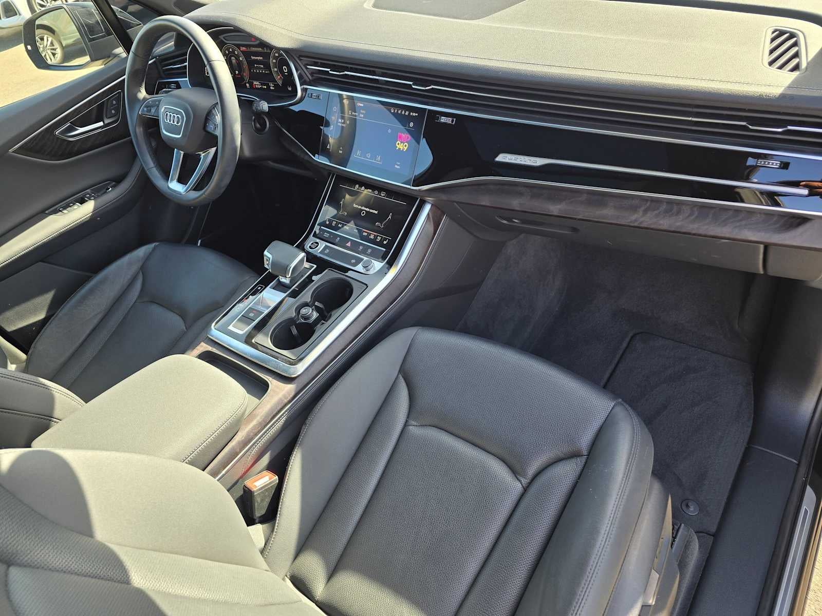 2023 Audi Q7 Premium Plus