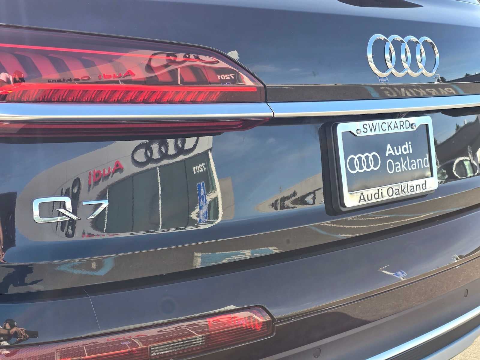 2023 Audi Q7 Premium Plus