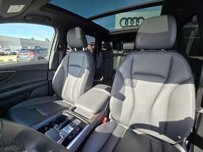 2023 Audi Q7 Premium Plus