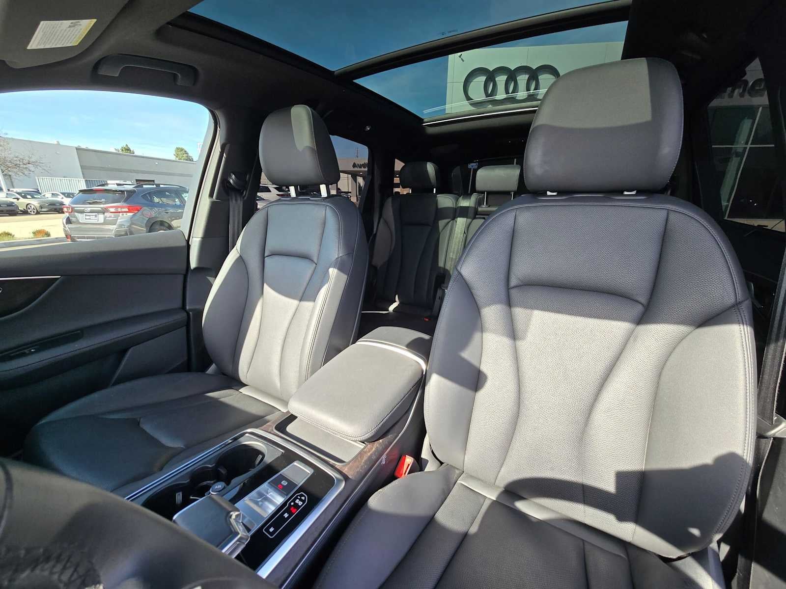 2023 Audi Q7 Premium Plus