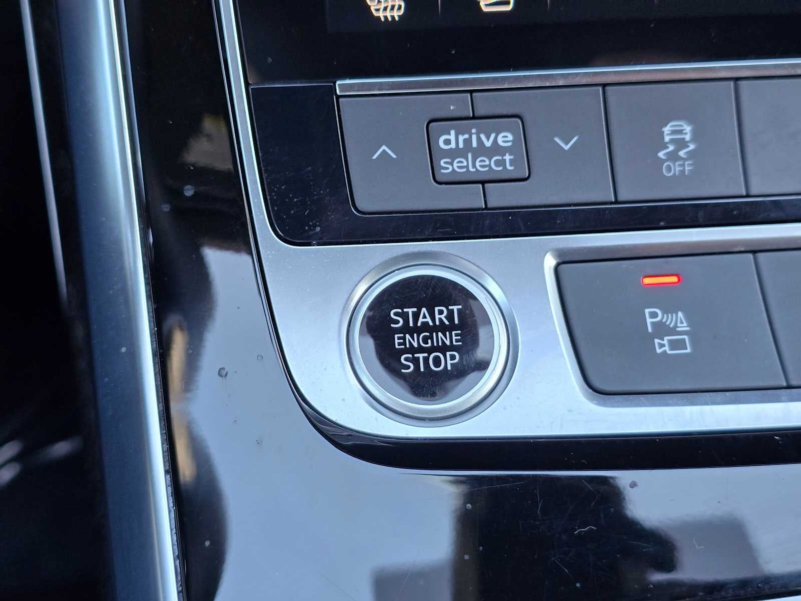 2023 Audi Q7 Premium Plus