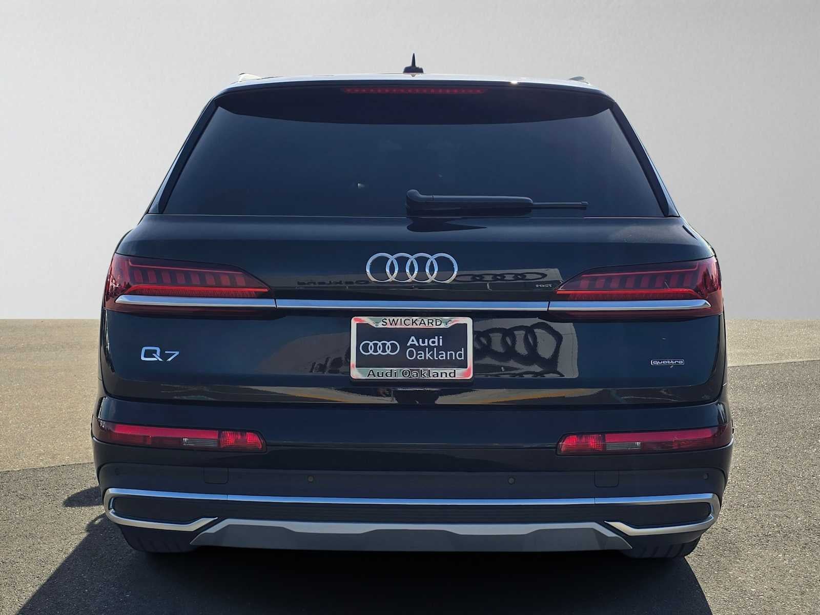 2023 Audi Q7 Premium Plus