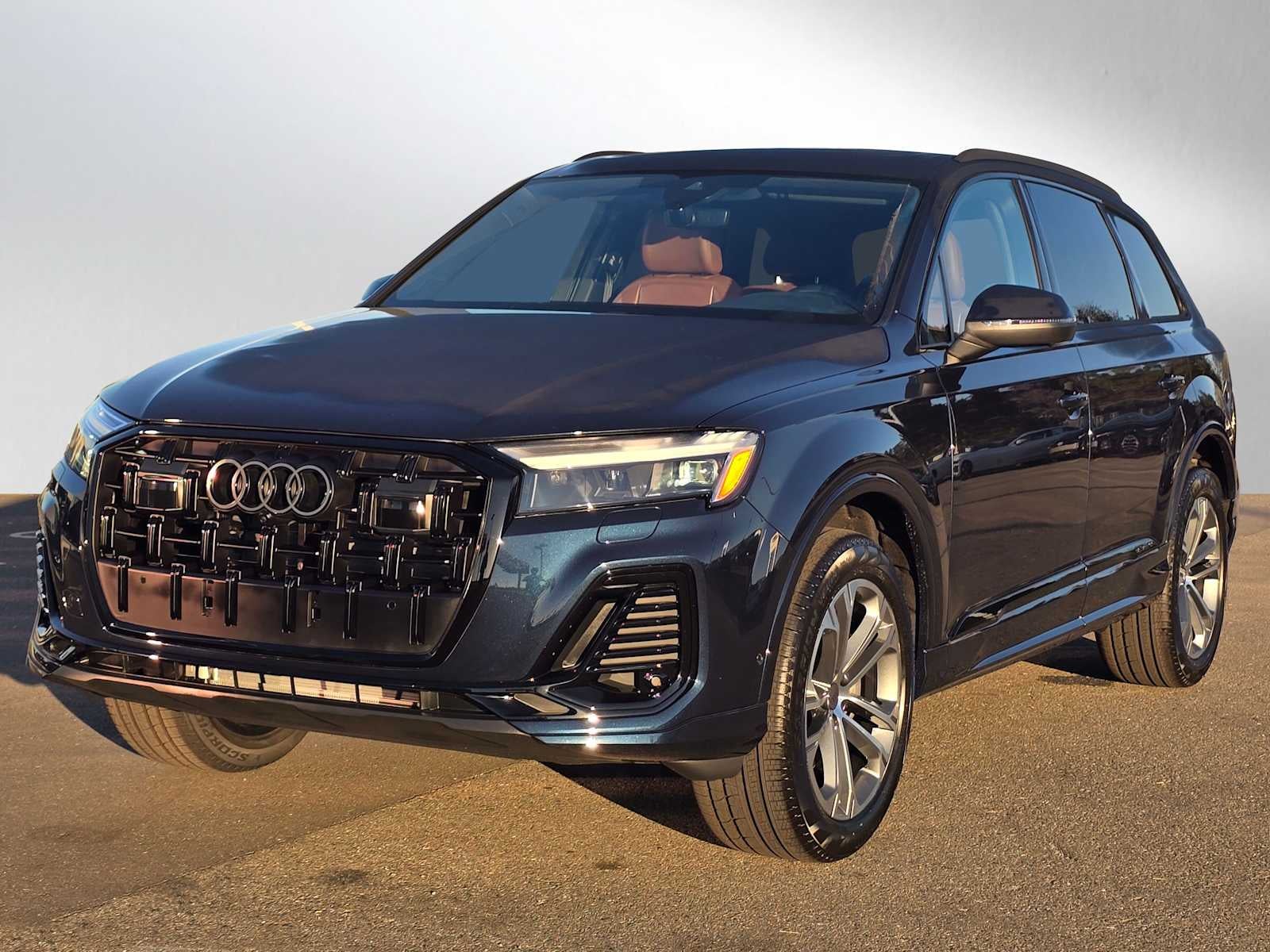 2026 Audi Q7 Premium Plus