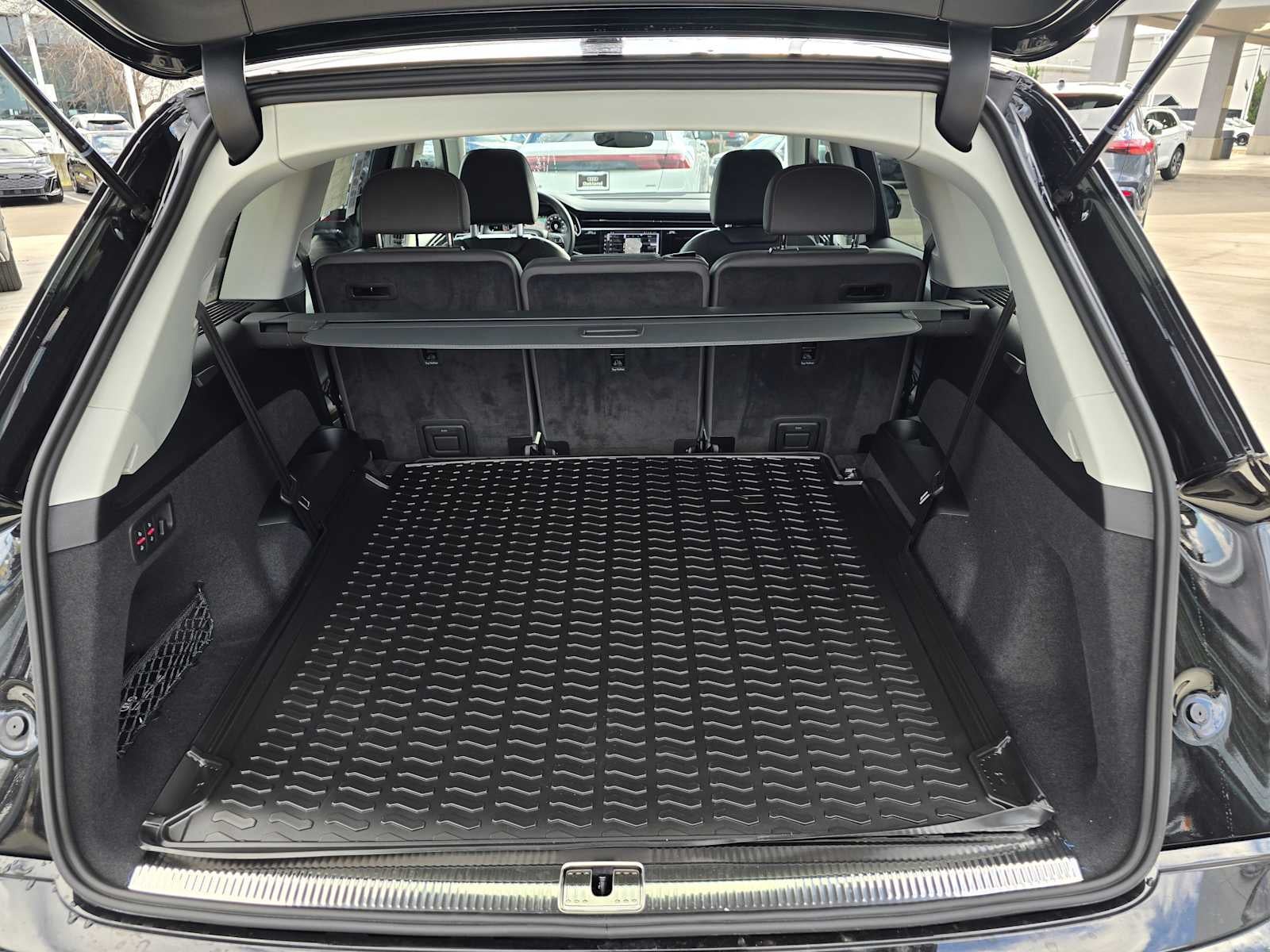 2025 Audi Q7 Premium Plus
