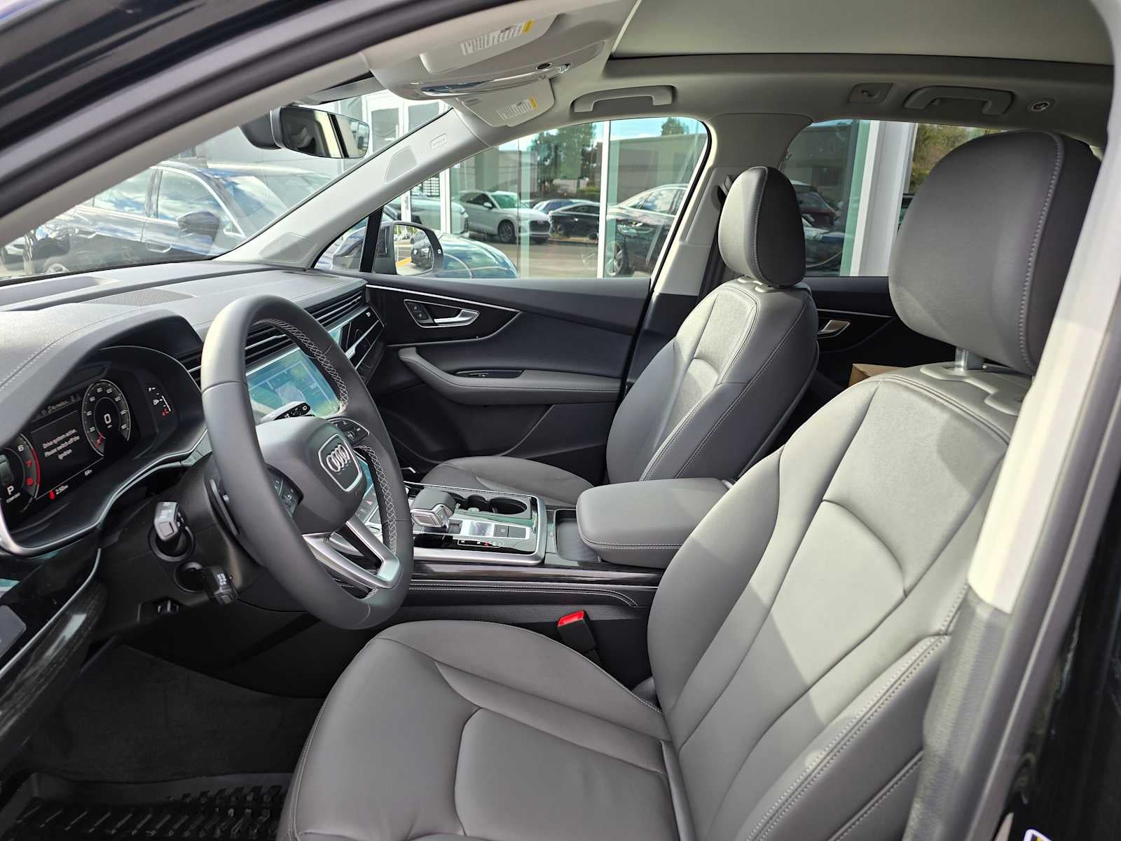 2025 Audi Q7 Premium Plus