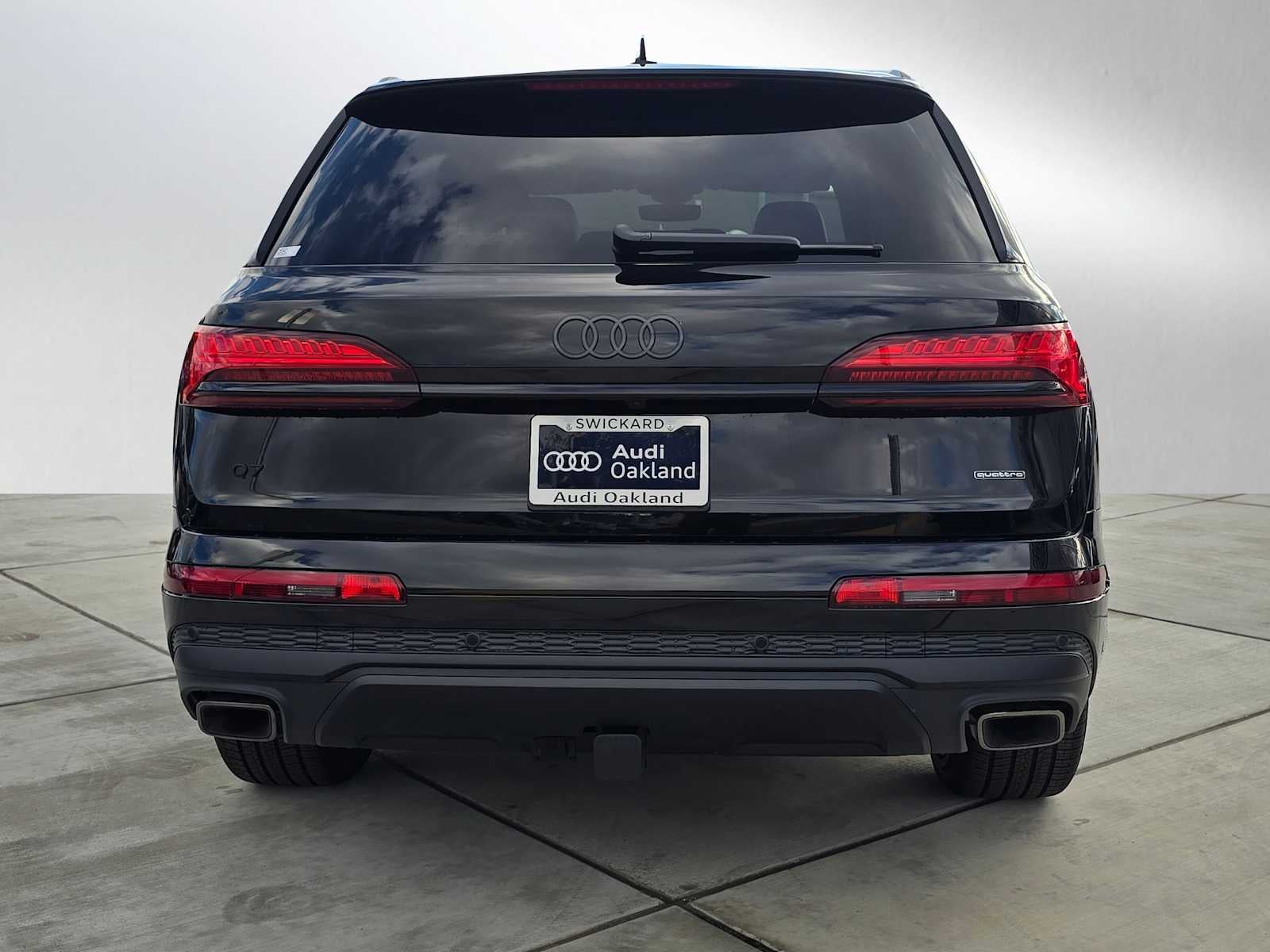 2025 Audi Q7 Premium Plus