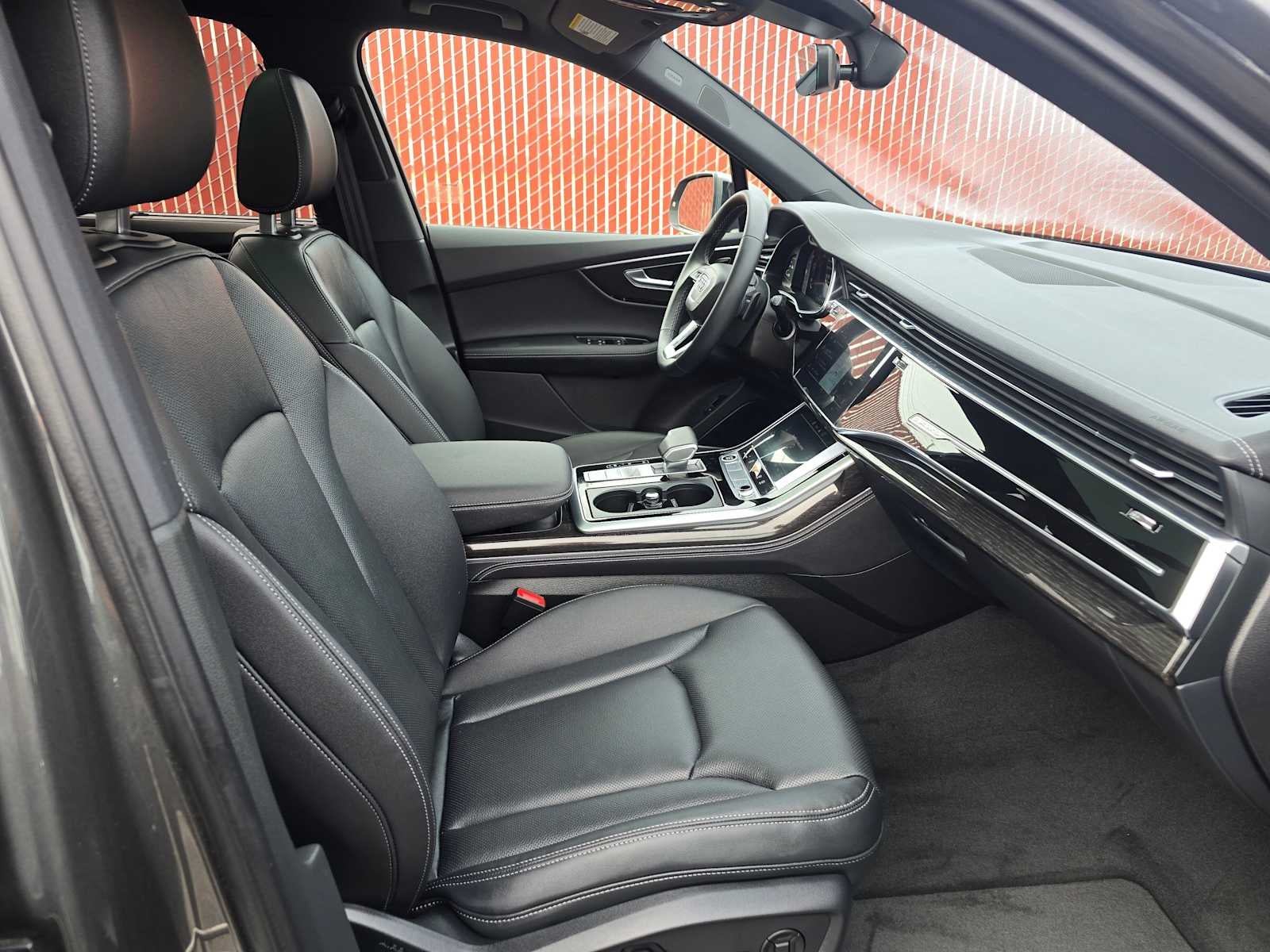 2026 Audi Q7 Premium Plus