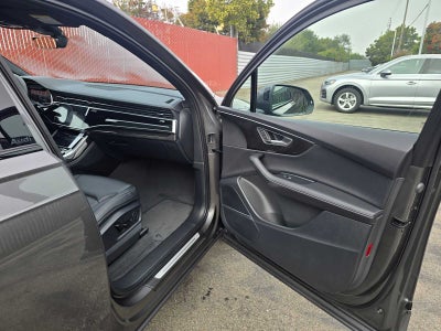 2026 Audi Q7 Premium Plus
