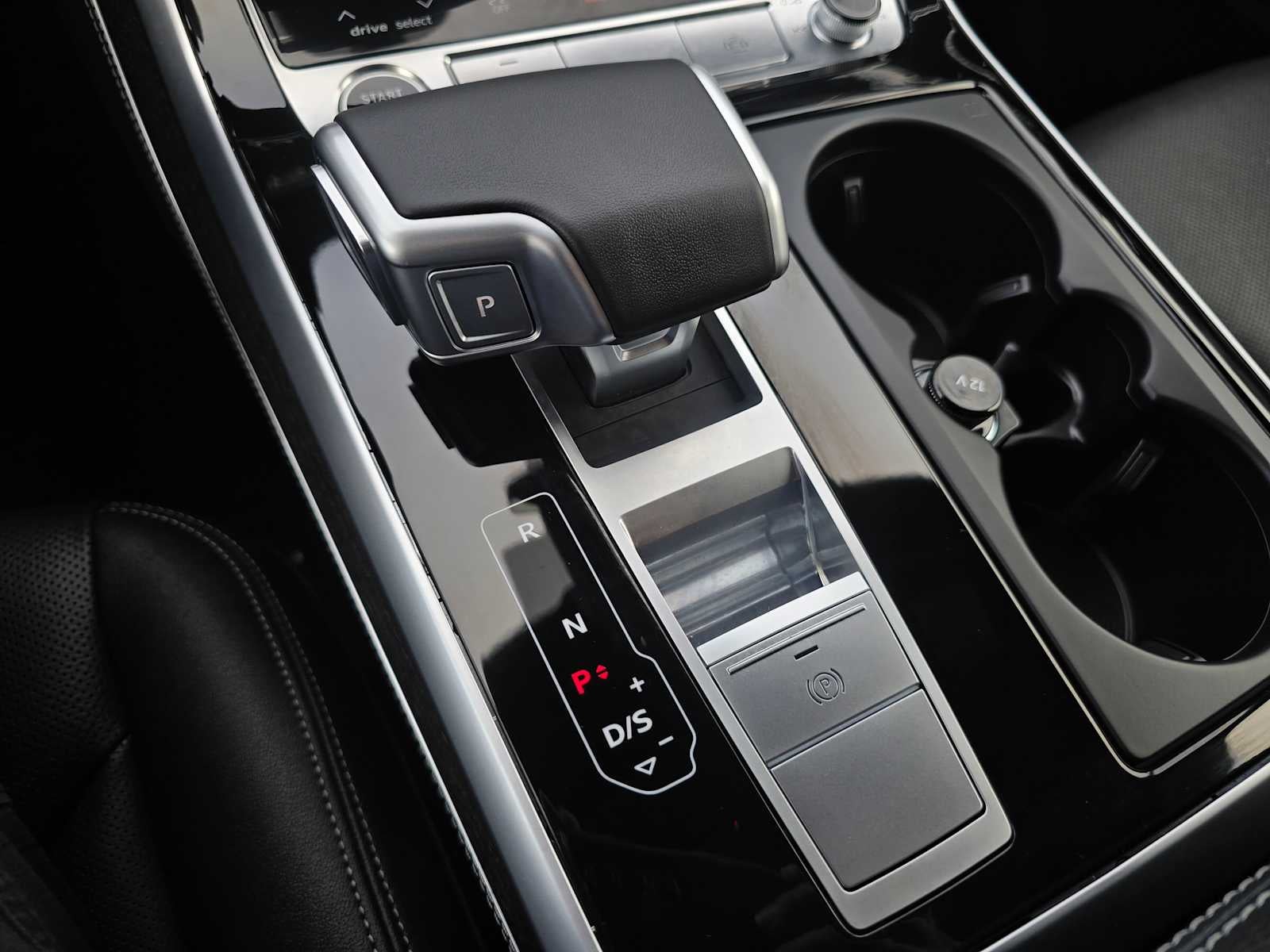 2026 Audi Q7 Premium Plus