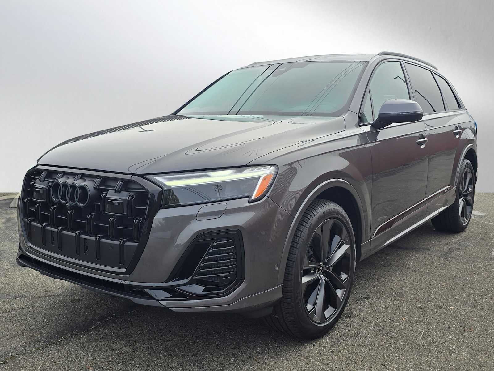 2026 Audi Q7 Premium Plus