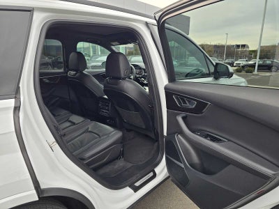 2025 Audi Q7 Premium Plus