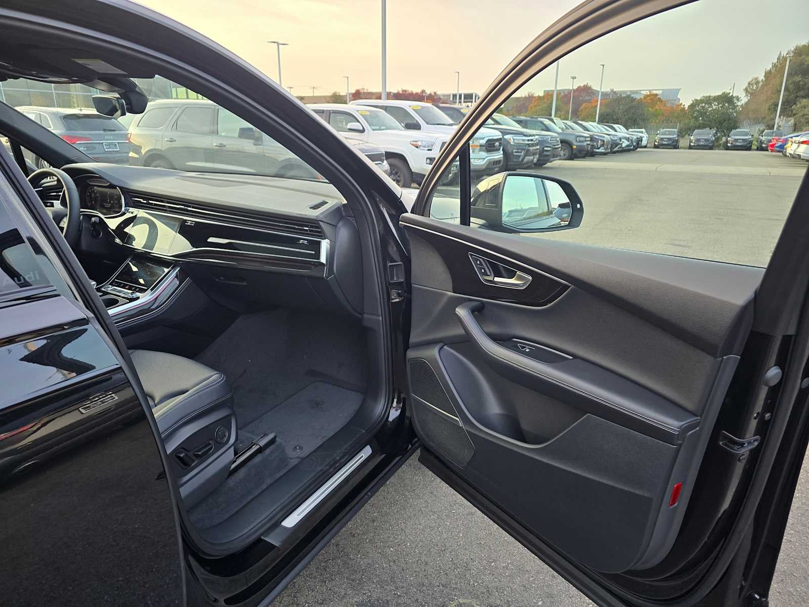 2026 Audi Q7 Premium Plus