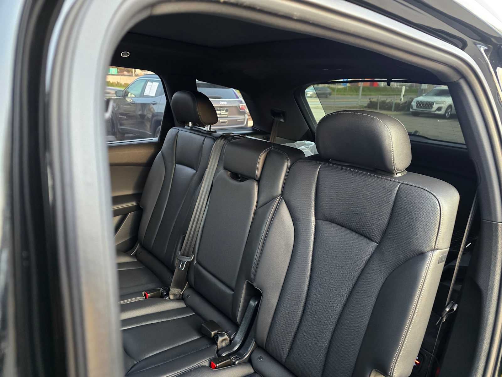 2026 Audi Q7 Premium Plus