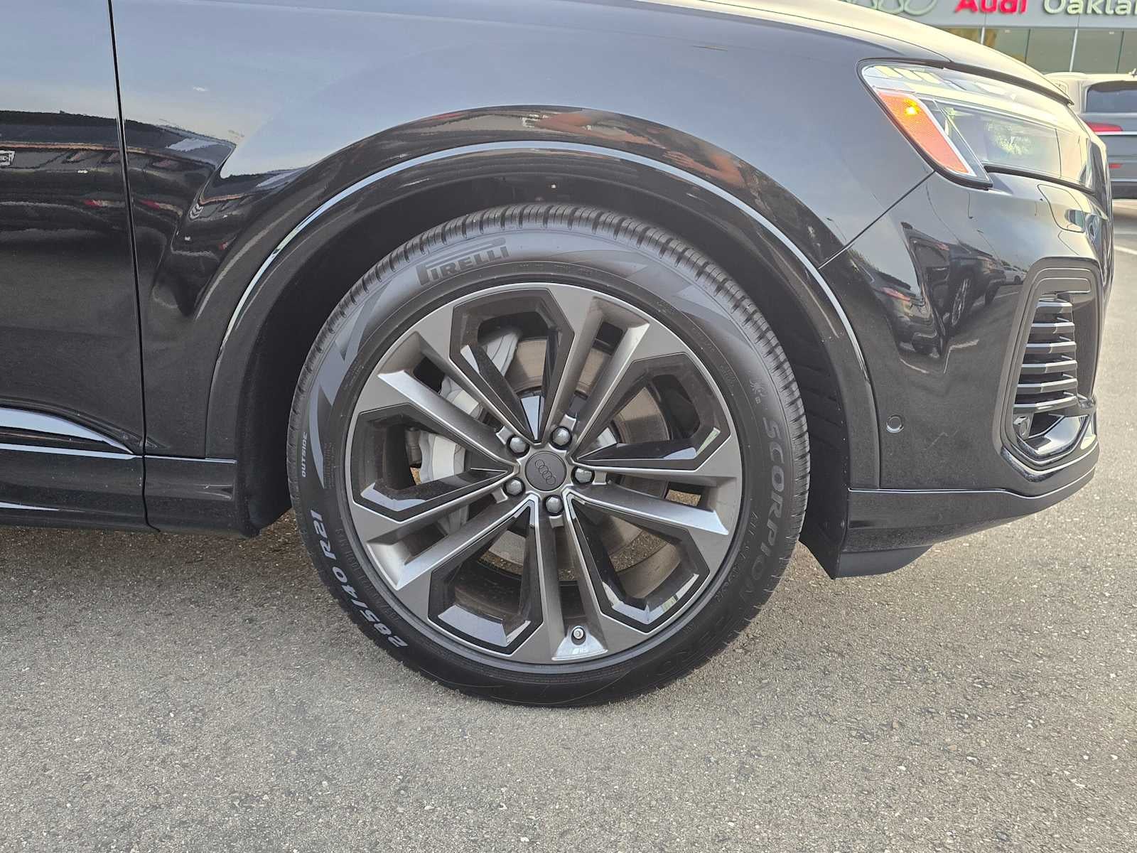 2026 Audi Q7 Premium Plus