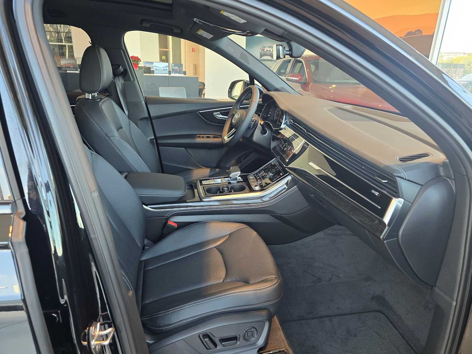 2026 Audi Q7 Premium Plus