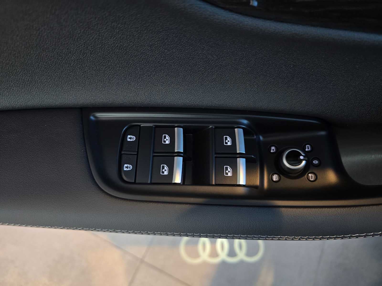 2026 Audi Q7 Premium Plus