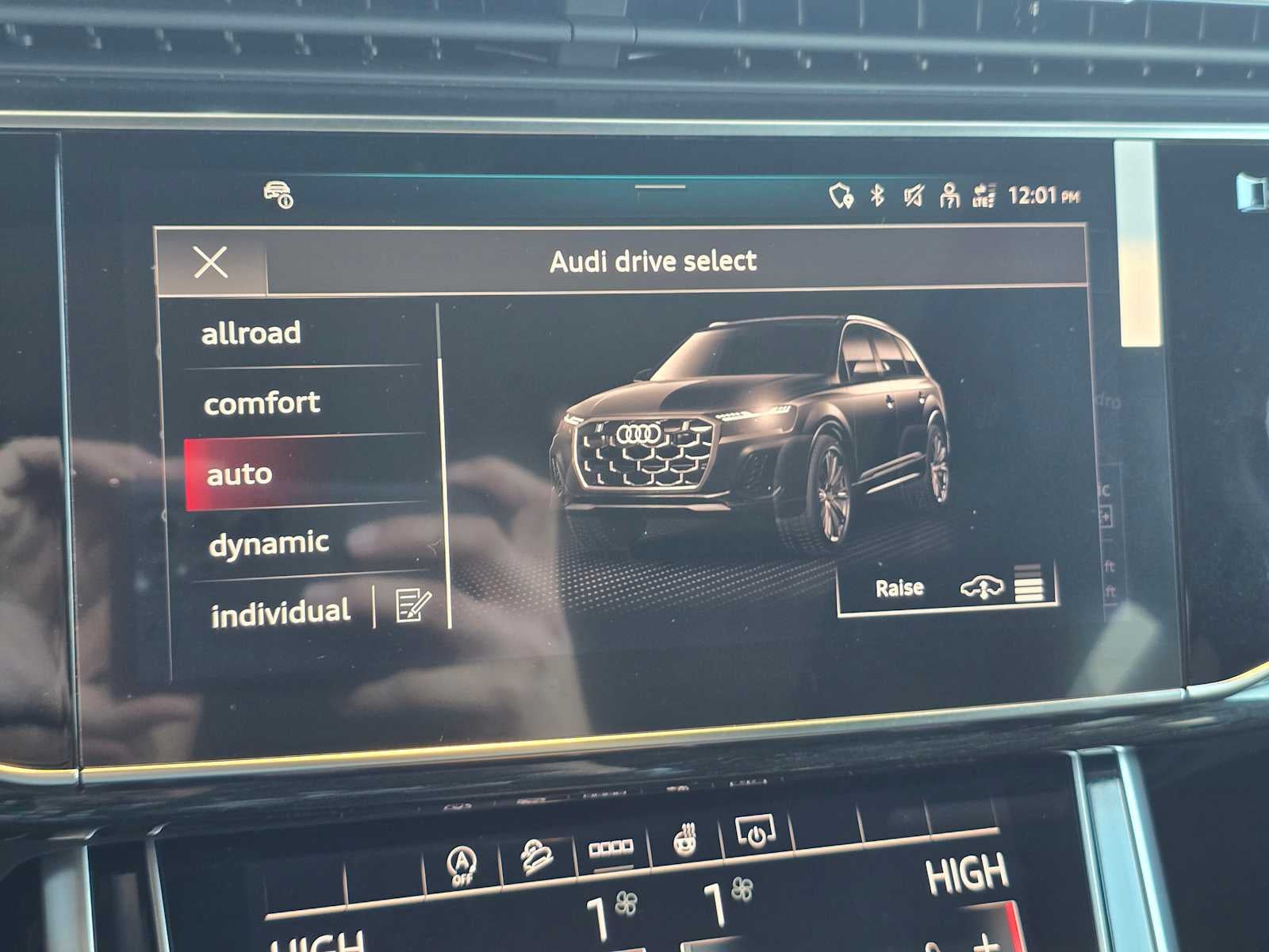 2026 Audi Q7 Premium Plus